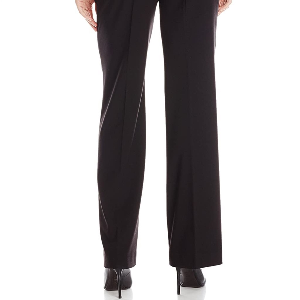 NWT Calvin Klein Classic Fit Straight Leg Pant S12
